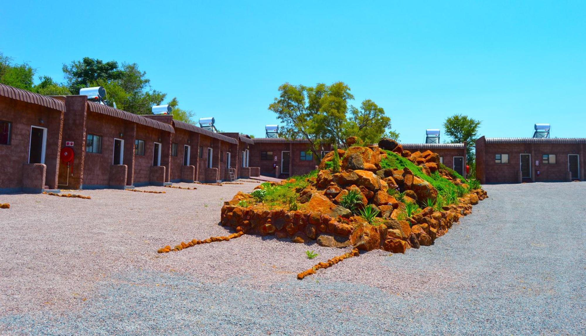 Crocodile Pools Resort Gaborone Dış mekan fotoğraf